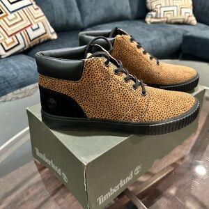 Timberland boots 
Cheetah print 
Brand new with box